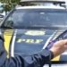 Motorista sob efeito de álcool é preso em flagrante após tombar com caminhão