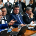 Projeto que consolida programa Desenrola é aprovado em comissão do Senado e segue com urgência para o Plenário