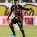 Vitória acerta a contratação do volante Dudu em definitivo