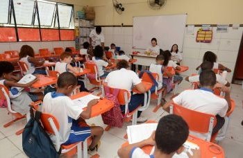 Salas de aulas de Salvador serão climatizadas