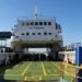 Por causa dos ventos fortes, ferry-boat tem dificuldade para atracar em terminal