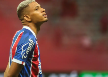 Diego Rosa ouve vaias da torcida do Bahia e desabafa: “Meu último jogo”