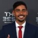 Com golaço de bicicleta brasileiro Guilherme Madruga vence o Puskas 2023