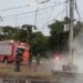 Substituição de poste derrubado por caminhão na Paralela não foi concluída