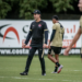 Com seis gols sofridos em três jogos, setor defensivo do Vitória liga sinal de alerta