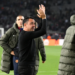 Barcelona anuncia demissão de Xavi e já visa substituto; saiba quem
