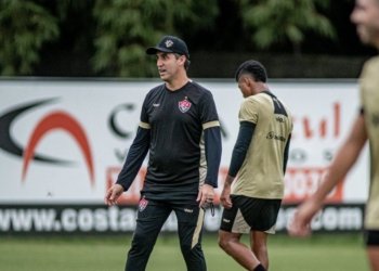 Vitória intensifica preparação para enfrentar o Vasco no Brasileirão