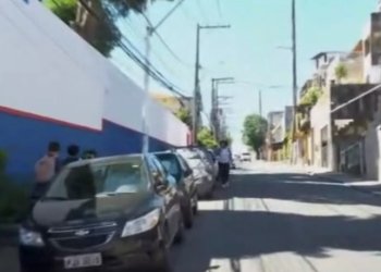 Estudante é assaltada na Caixa D’Água; moradora grava vídeo denunciando ação de criminosos