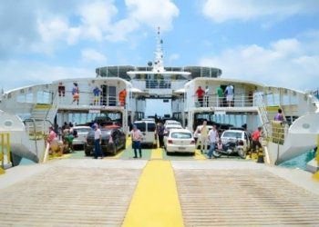 Vai pegar ferry? Saiba como está a fila nos dois terminais nesta sexta-feira