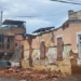 Parte do teto de casarão antigo desaba parcialmente em Nazaré