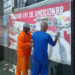 Sedur remove publicidade irregular na região da Cidade Baixa