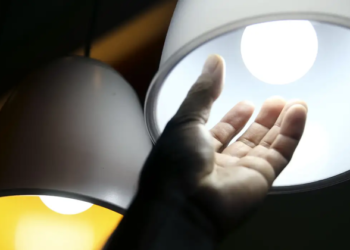 Bahia amplia isenção de ICMS na conta de luz para consumo de até 80 kWh mensais