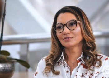 Em Salvador, Janja participa de cerimônia na Ribeira ao lado de artistas