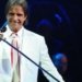 Bruno Reis anuncia show de Roberto Carlos durante programação de final de ano