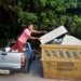 Descarte irregular de entulho causa transtornos na cidade e pode gerar multa; veja como fazer o procedimento correto em Salvador