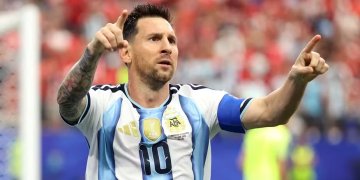 Messi supera Klose e Marta e se torna o maior artilheiro da história das Copas do Mundo