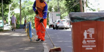 Paralisação nacional dos garis e margaridas provoca suspensão do serviço de limpeza em Salvador nesta segunda (22)