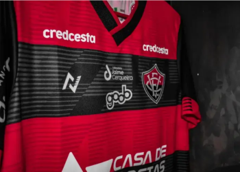 Fábio Mota confirma mudança no uniforme do Vitória para 2027