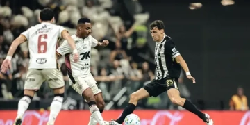 Vitória reage no fim, mas perde para o Atlético-MG pelo Brasileirão
